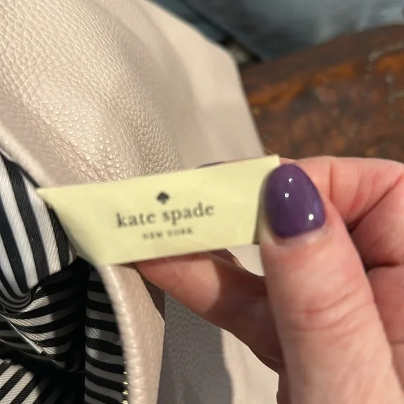 Kate Spade hobo bag light tan / cream - Picture 7 of 9